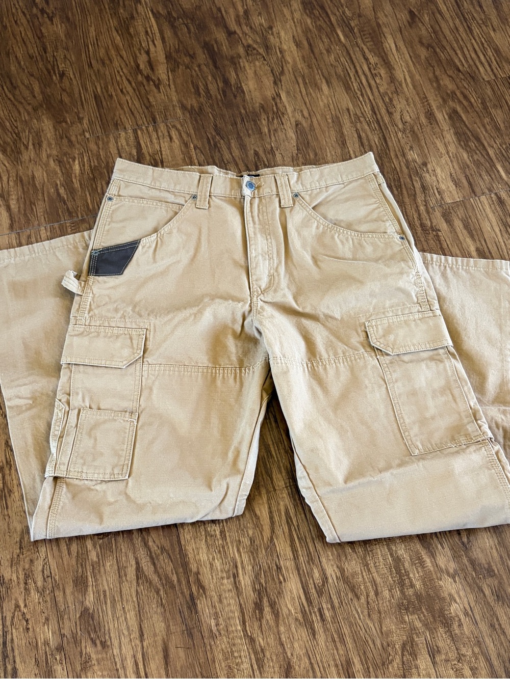 Wrangler Men's Cargo Work Pants in Khaki
